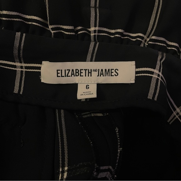 Elizabeth & James Casual Ankle Pants - Picture 8 of 8
